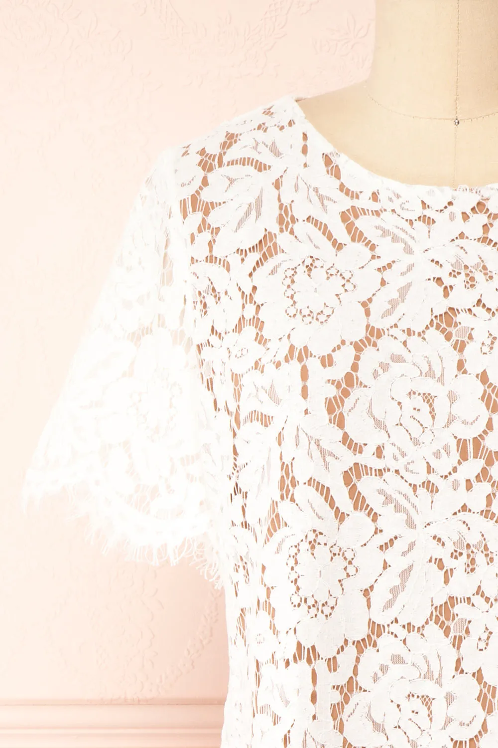 Apama White | Floral Lace Short Sleeve Dress