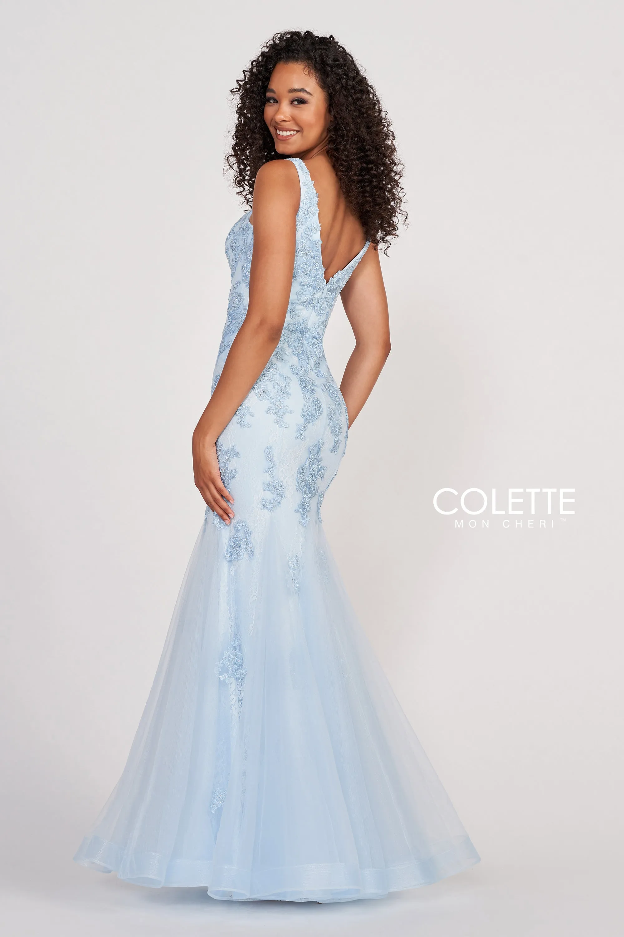 Colette CL2002